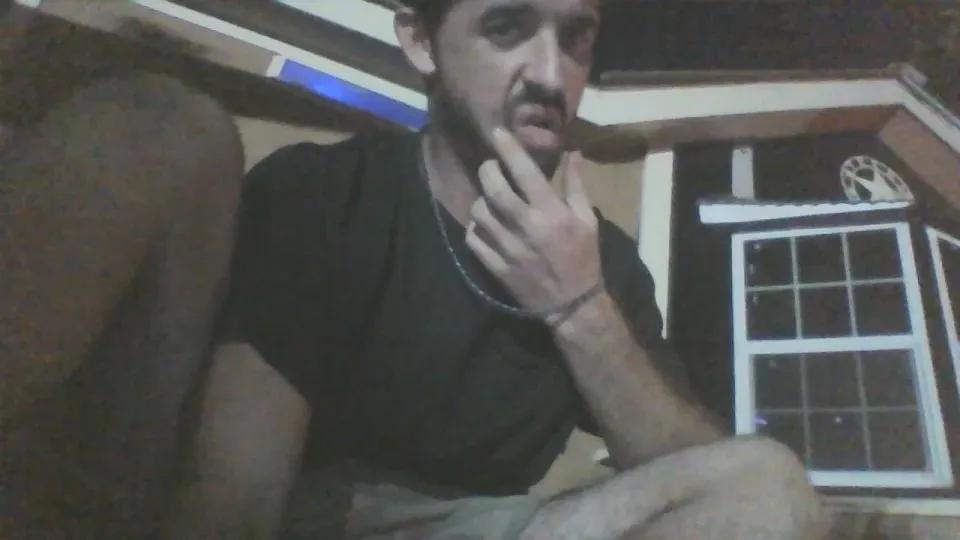 Littleguy25 on Cam4 