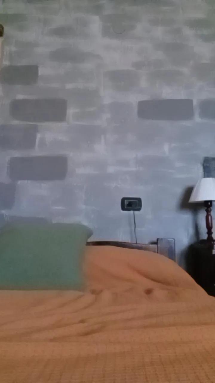 loulore202_sexy on Cam4 