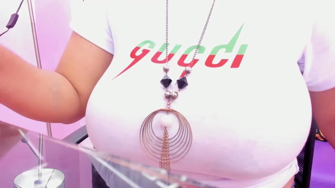 Madame_Boobs on Cam4 