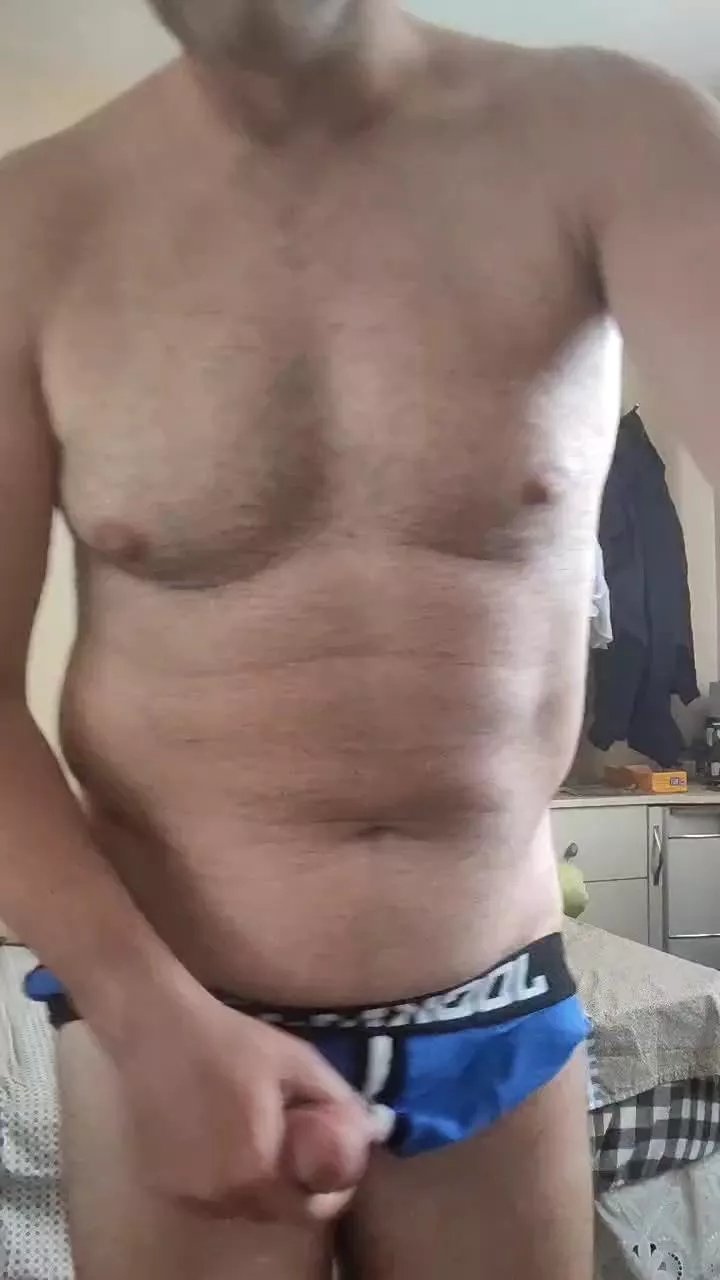 muscularbigcock on Cam4