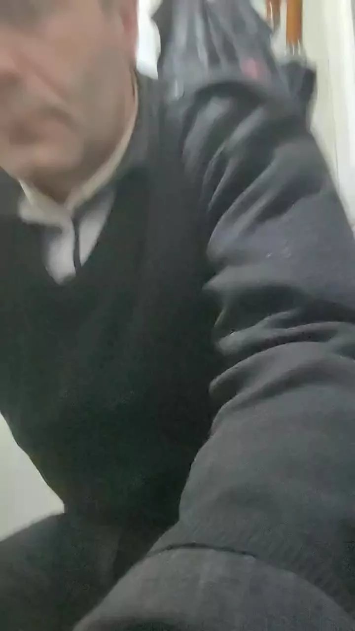 muscularbigcock on Cam4