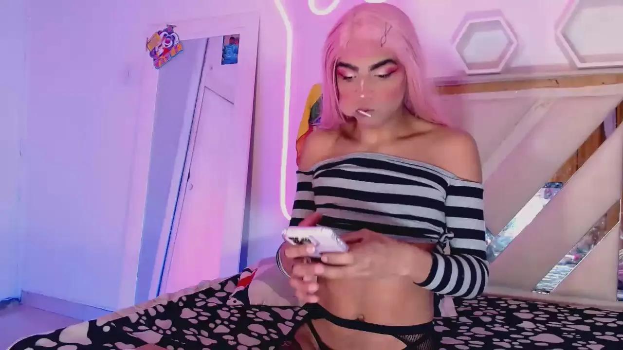 Nizzan_cutte on Cam4 