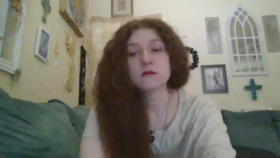 QueenCrimson on Cam4 