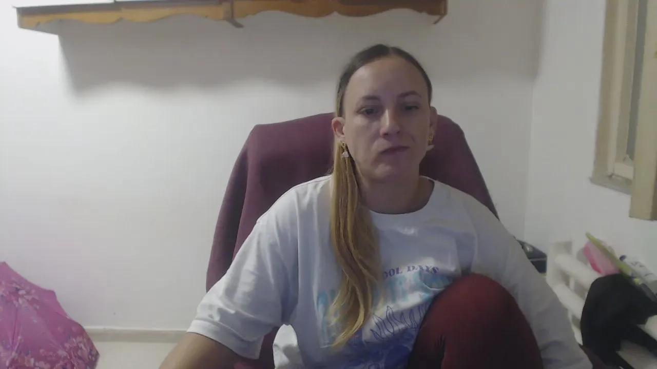 queensinner on Cam4 