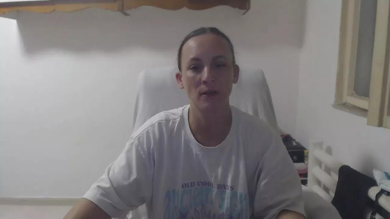 queensinner on Cam4 
