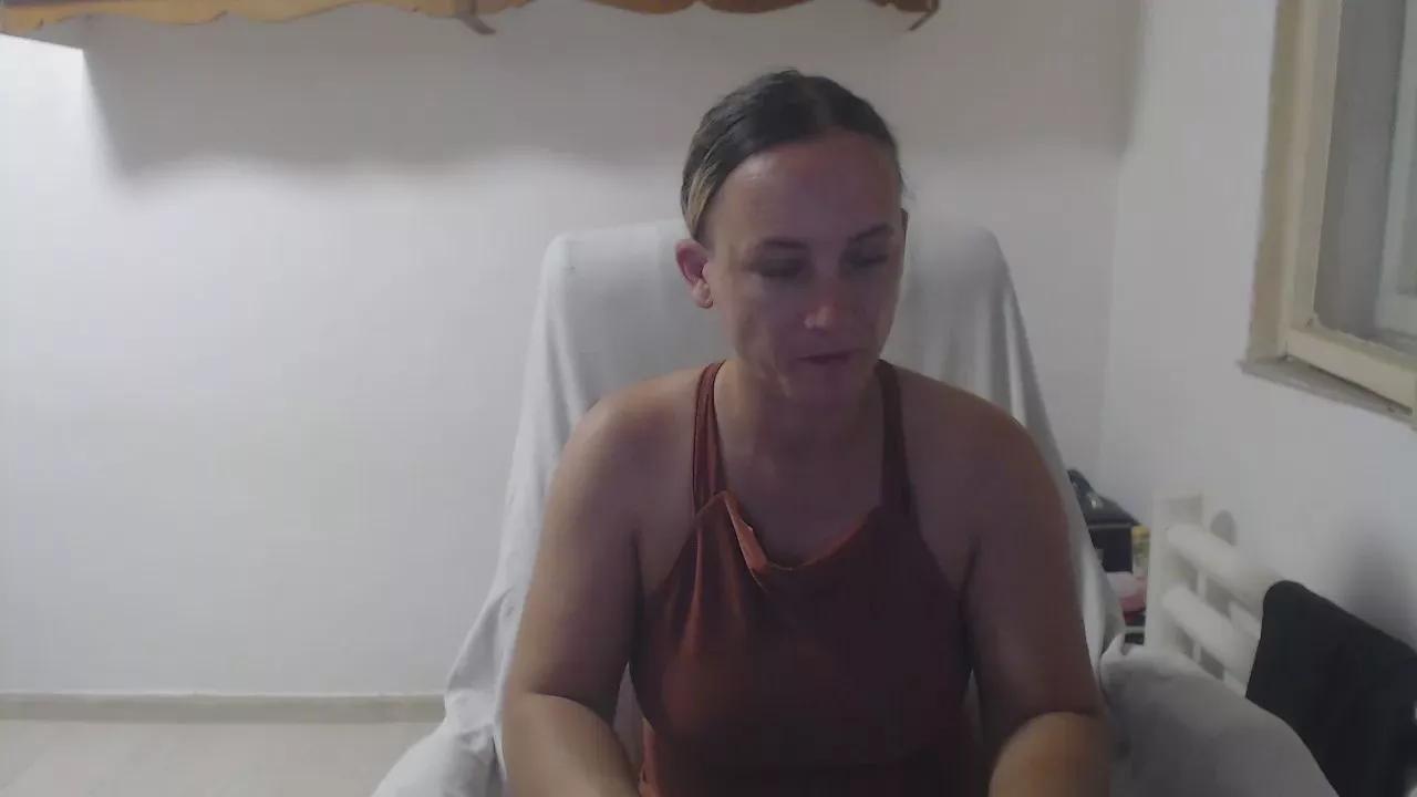 queensinner on Cam4 