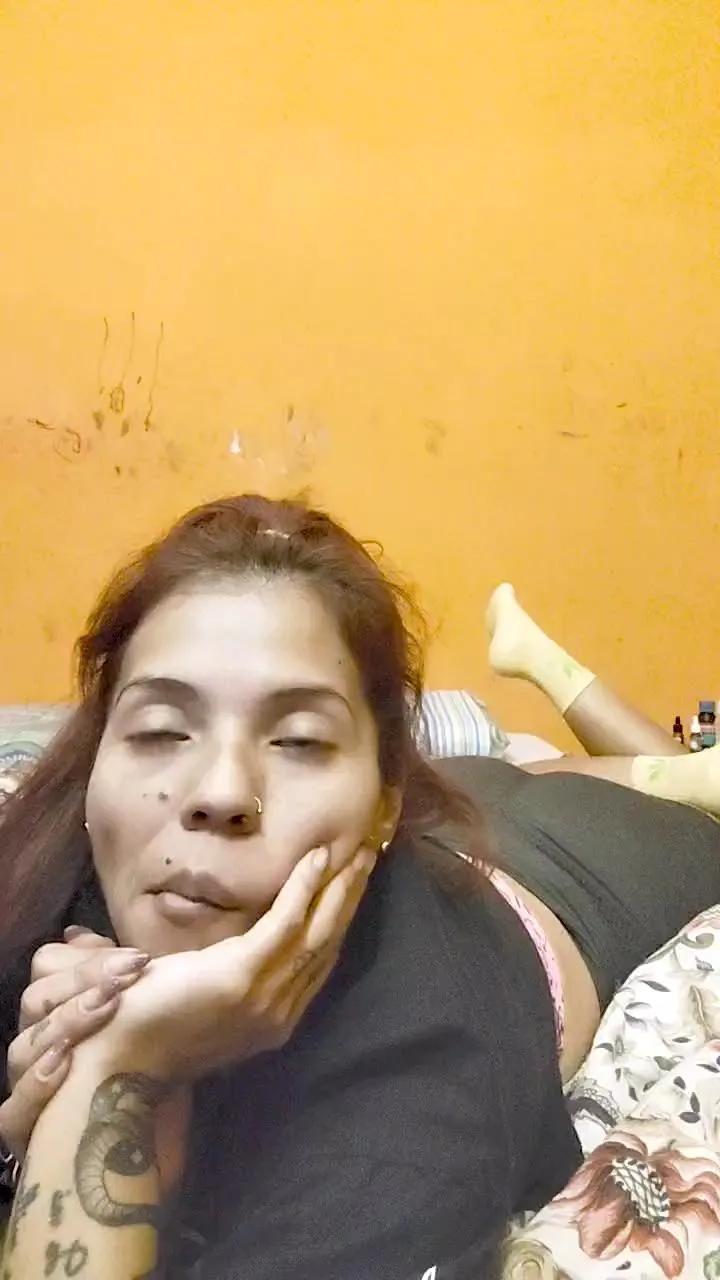 Riirii93 on Cam4 