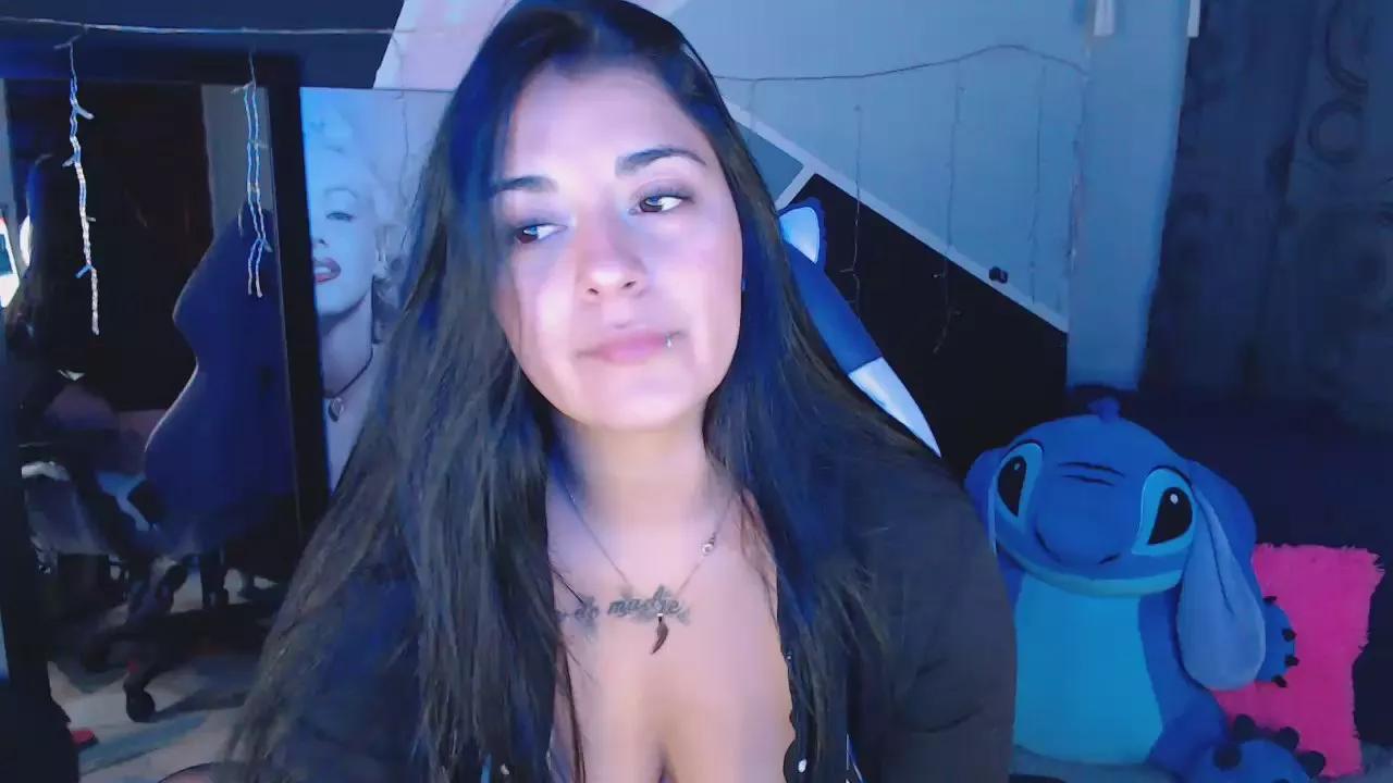 Samanta_james19 on Cam4 