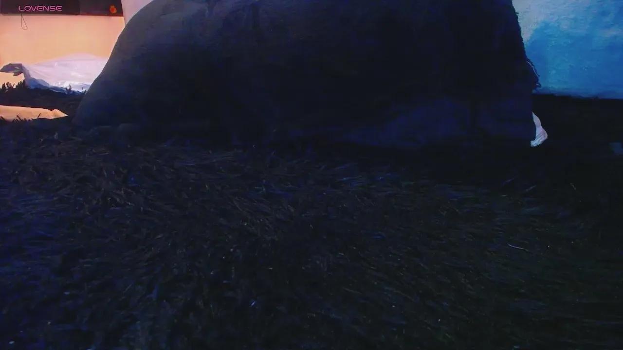 sarayy_collins1 on Cam4 