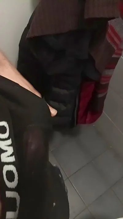 Secret_Secret —  #cute #gamer #bigass #milk #masturbation #smoke #feet