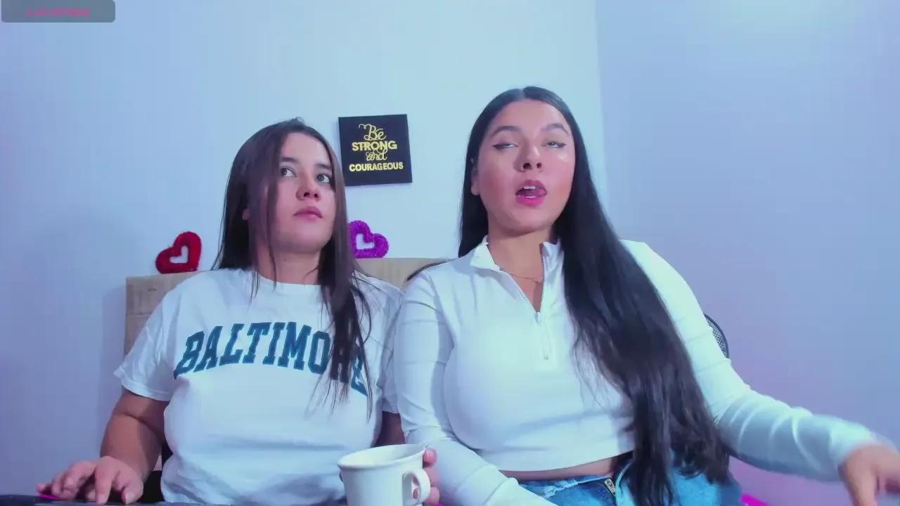 Summergirls_ on Cam4 