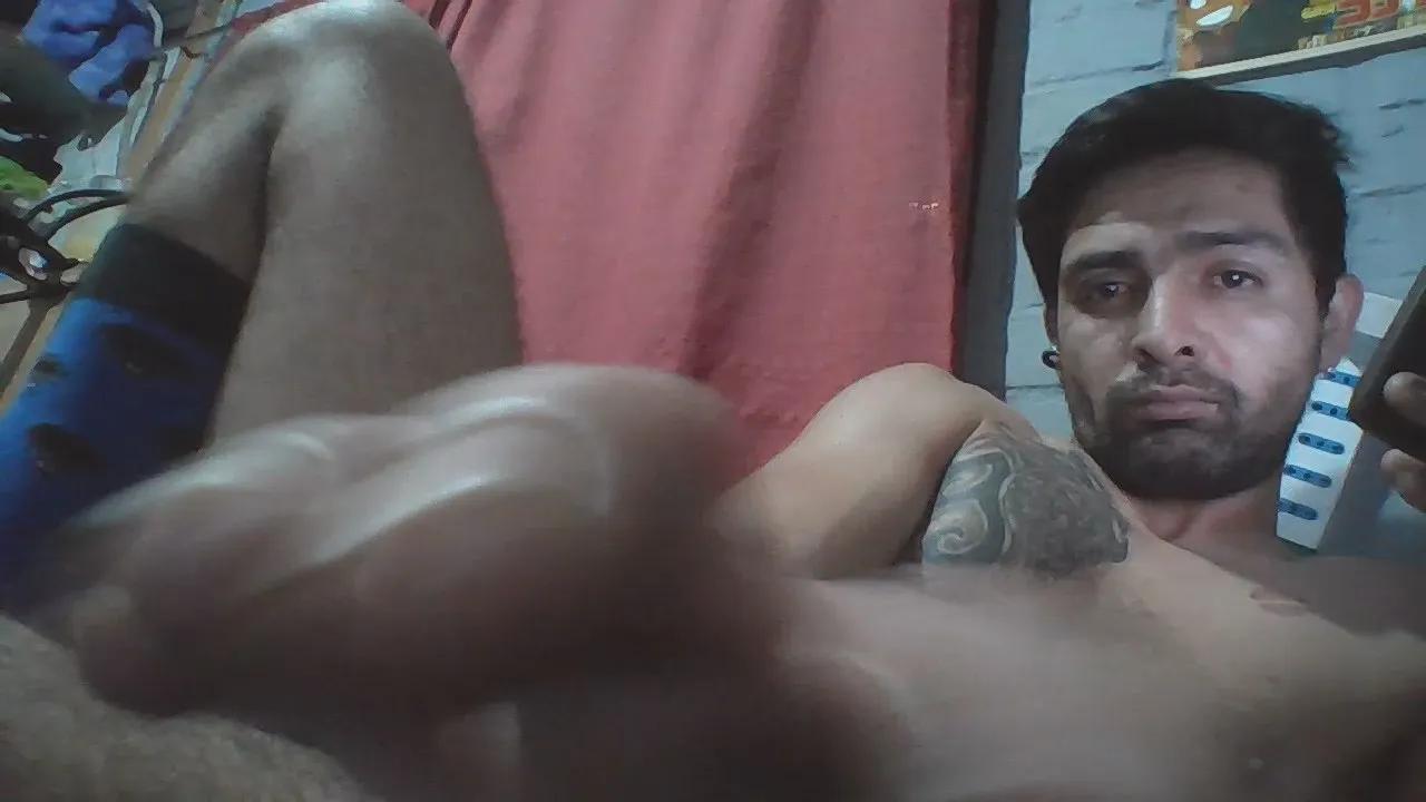tavitho31 on Cam4