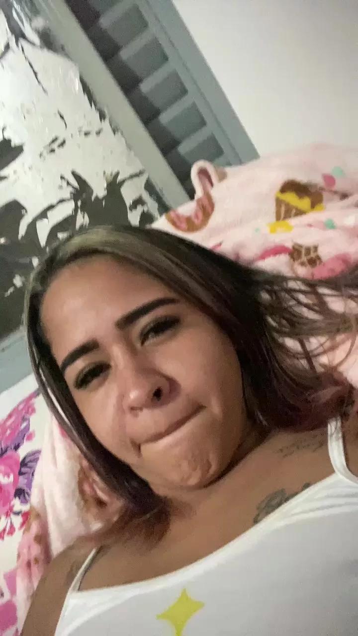 Thathah22 on Cam4 