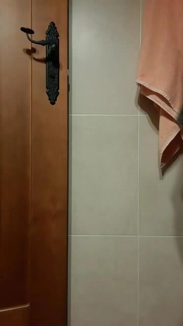 tikitikitaka on Cam4 