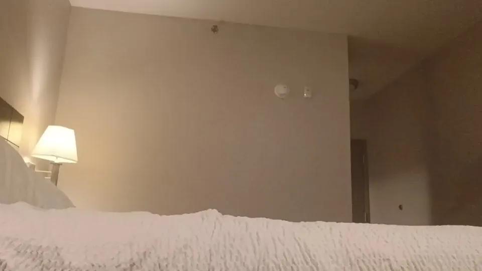 xSlenderknifex on Cam4