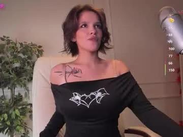 adalyn_glow on Chaturbate 