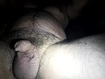 dennis210586 on Chaturbate 