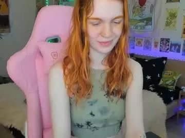 elly_milas on Chaturbate
