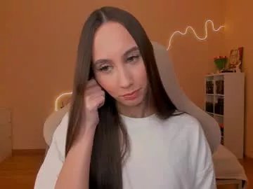 emilyhoston on Chaturbate