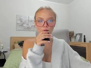 flooora_0 — Welcome to my room. I will be glad to your subscription and thumbs up  Goal: spank yoursalfe 10 times   [ 172 tokens left ]  #new #sexy #teen #cute #18