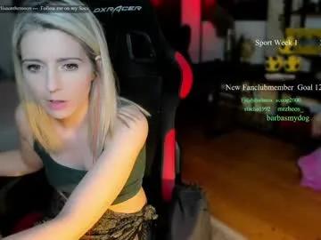 kimilee22 on Chaturbate 