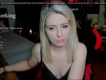 kimilee22 on Chaturbate 