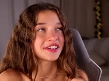 little_poetry on Chaturbate