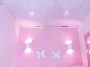 littlearii on Chaturbate 