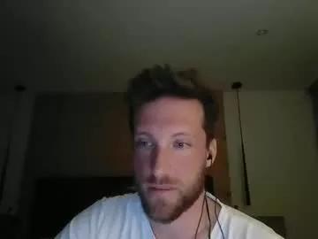 moms_little_monster on Chaturbate 