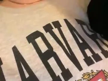 pumpkin_bunny — Tipping usually gets my attention #bbw #natural #feet #findom  #lovense