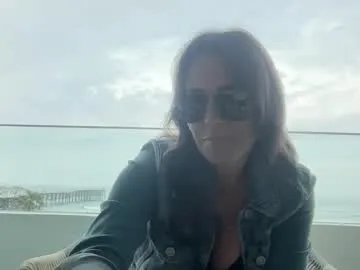 sayplsgdgrl on Chaturbate