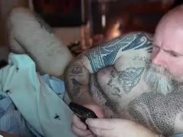 tattooeddilf01 on Chaturbate 
