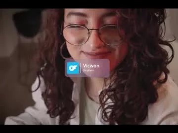 victoriaw_1 on Chaturbate