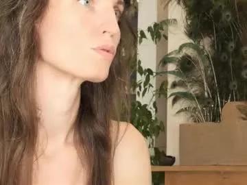 yulladao on Chaturbate 