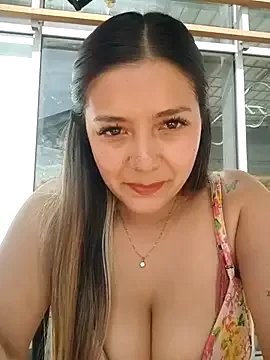 alana_69 on StripChat