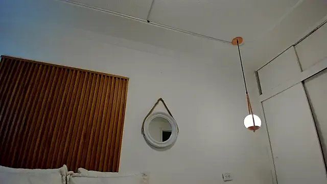 Alaska_deluxe — masturbate and squezze boobs naked