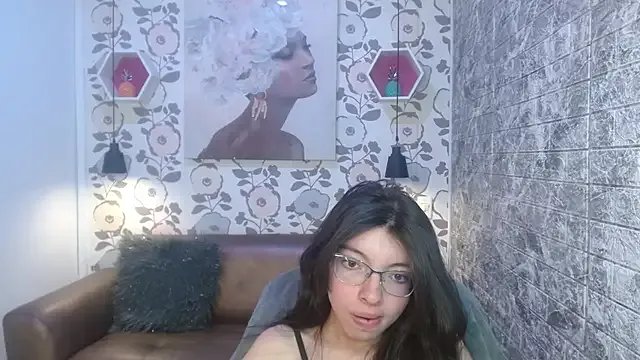 alllyson_ on StripChat