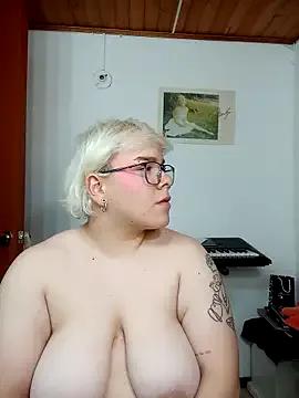 amalia_love on StripChat 