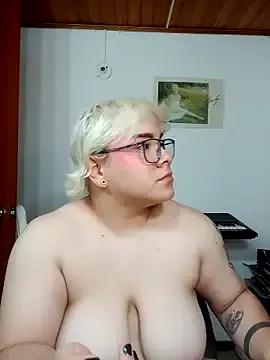 amalia_love on StripChat 