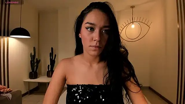 AmaliaCrus on StripChat