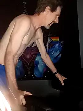 AmazonianMistress on StripChat 