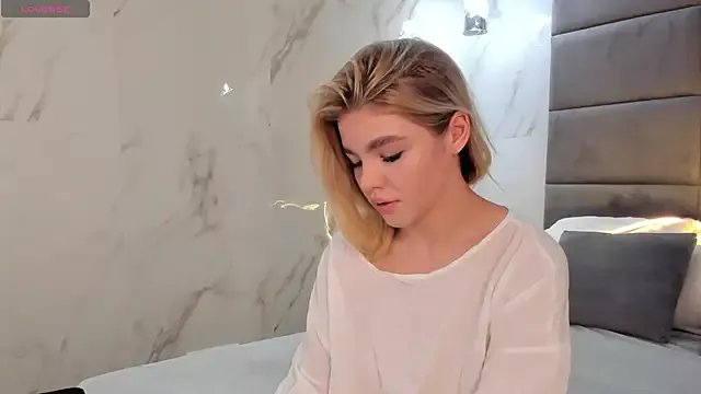 Anna_Robinson on StripChat