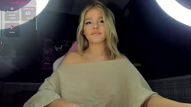 Anna_Robinson on StripChat