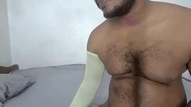AraNDissNaughtyJolly on StripChat 
