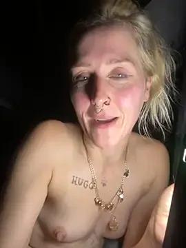 BaddieKitty_JoleneFuego on StripChat 