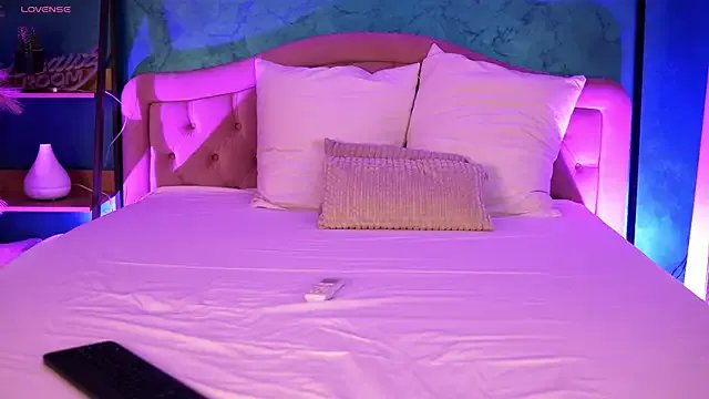 Bella_Jonnes — dildo fuck