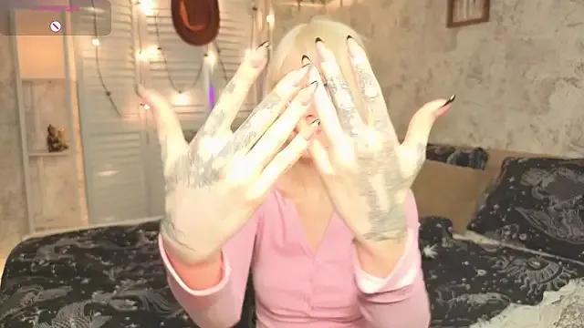BubugAgaska on StripChat 