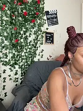 butterflybootyy on StripChat