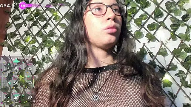 CoralineSanchez on StripChat