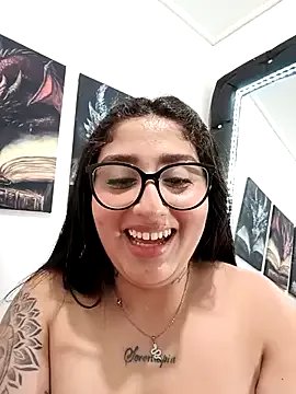 croftsmila on StripChat